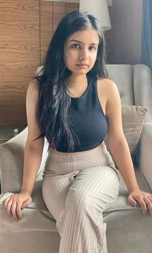 anshika Roorkee Call Girl